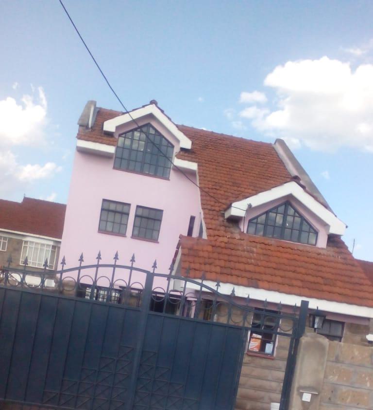 5 BEDROOM HOUSE IN MEMBLEY ESTATE IS ON A QUICK SALE