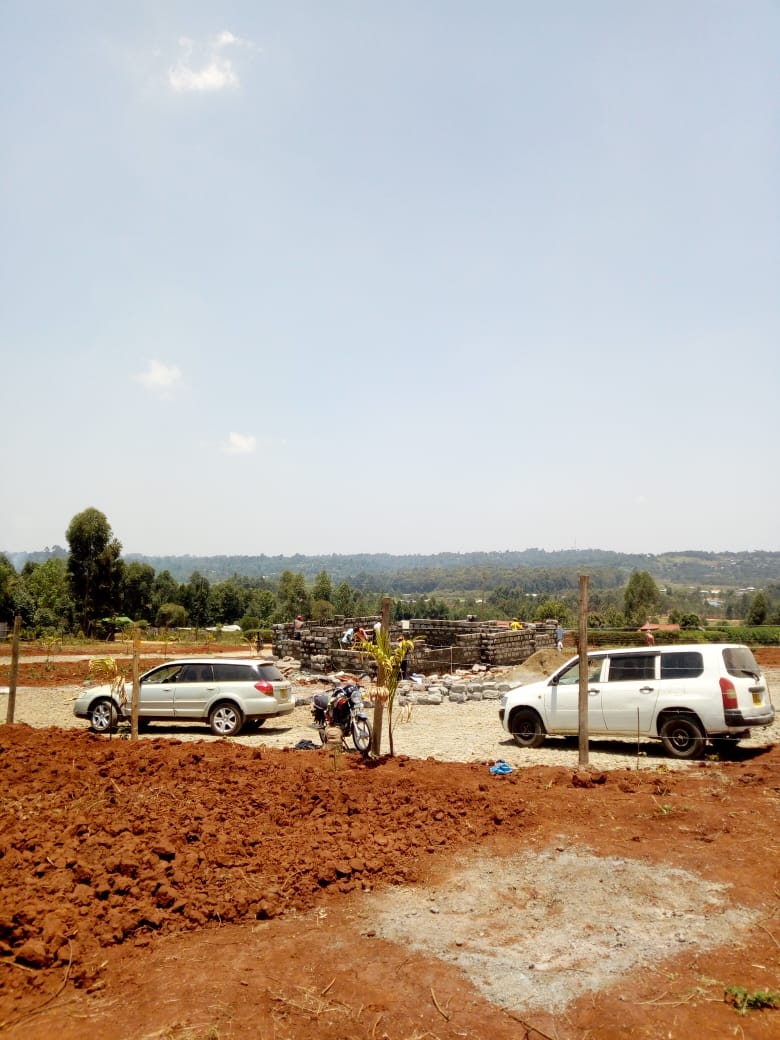 50 x 100 plots for sale in Ondiri Kikuyu