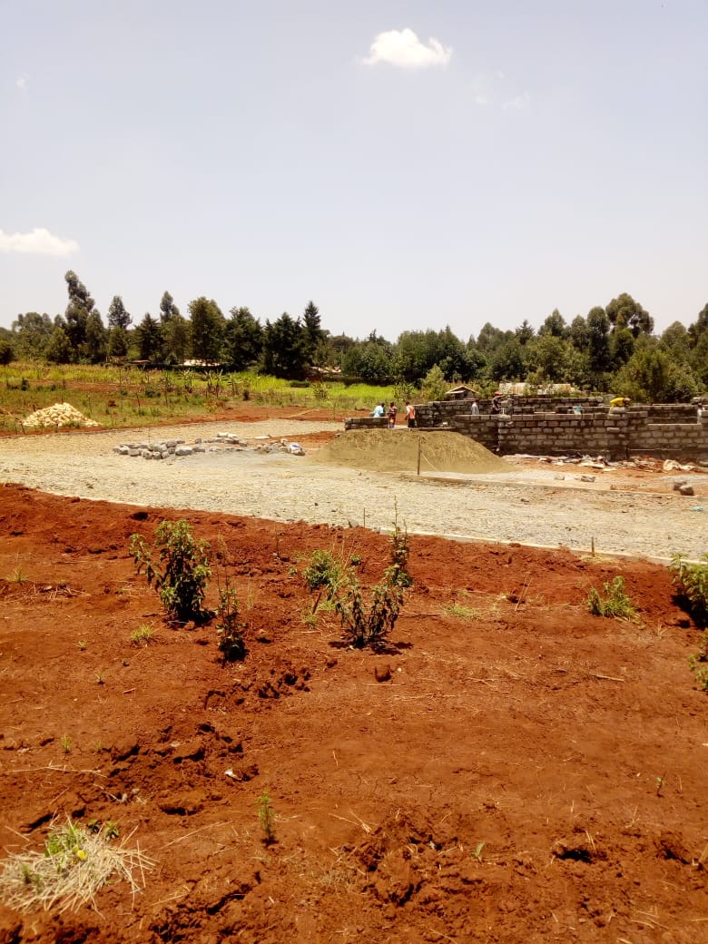 50 x 100 plots for sale in Ondiri Kikuyu