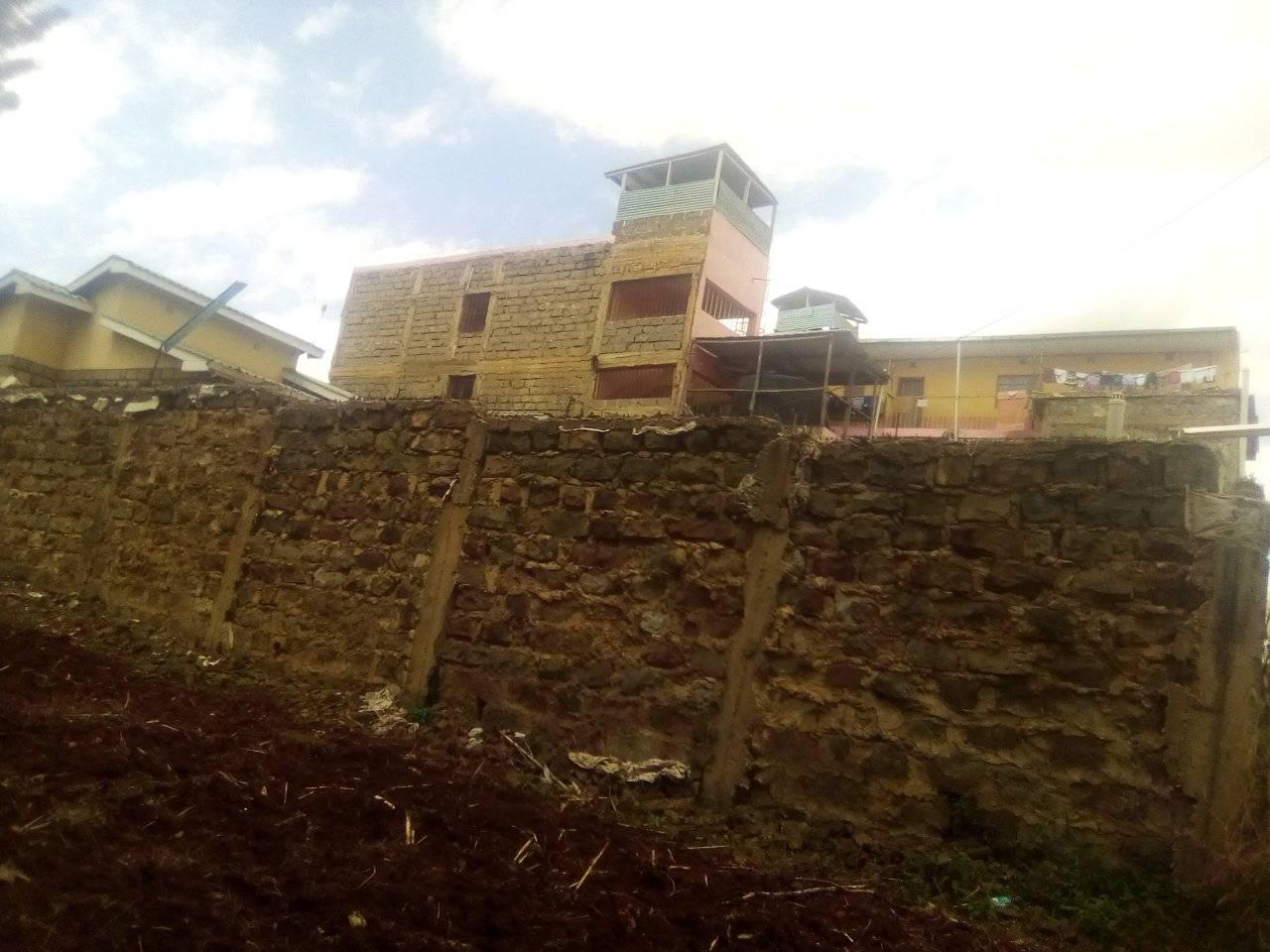 50 by 100 plot for sale in Muranga Kenol