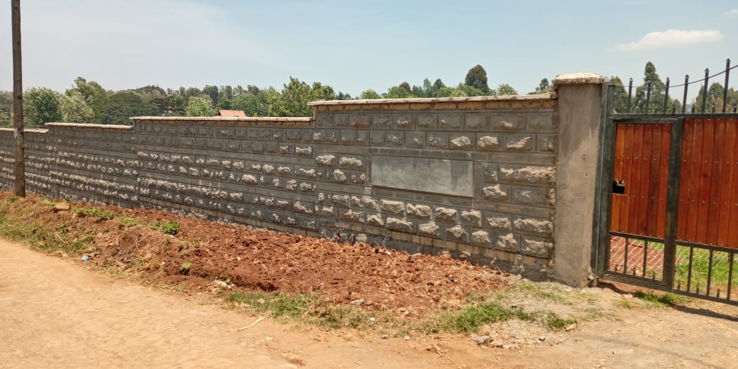 50 by 100 plot for sale in Kiambu Kabete.