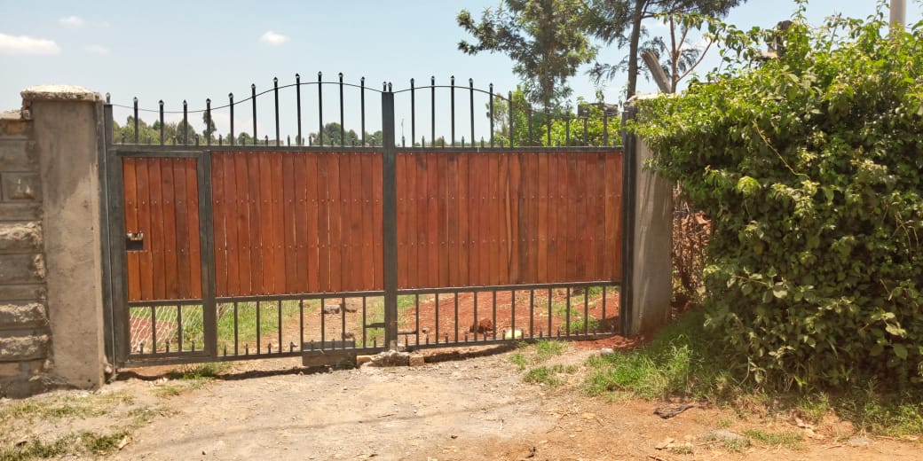 50 by 100 plot for sale in Kiambu Kabete.