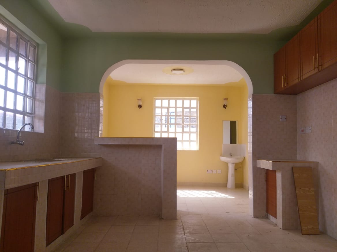 4 bedroom all ensuite with Dsq for sale in Lanet Nakuru