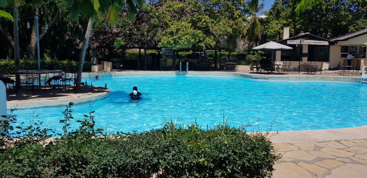 2 Acre for sale with Hotel in Kilifi North