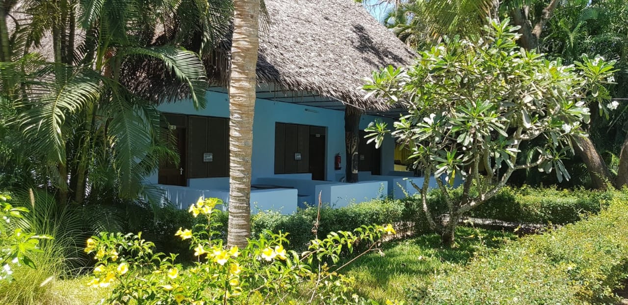 2 Acre for sale with Hotel in Kilifi North