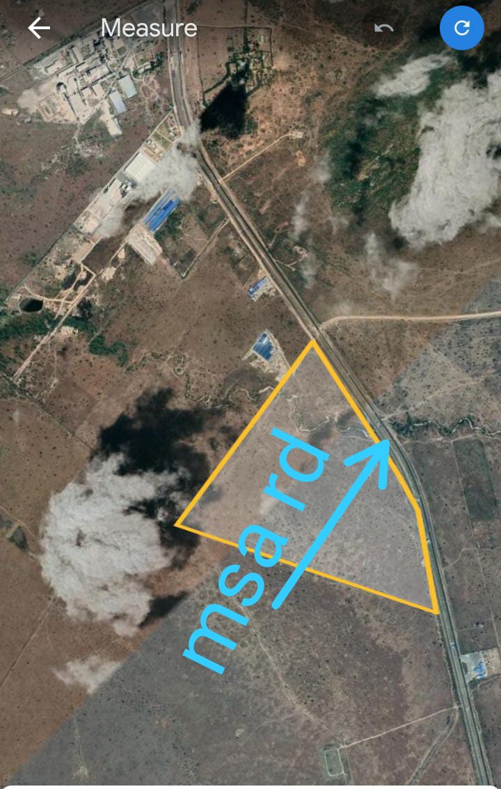 200 Acres for sale along Mombasa road.Kinanie area