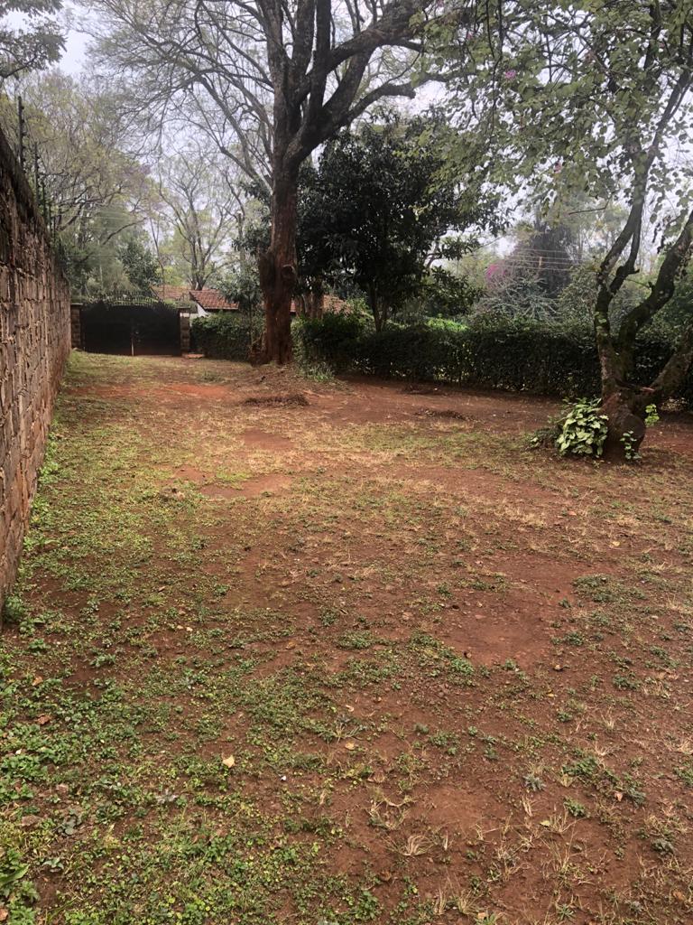 0.989 Acres prime plot for sale in Lavington Nairobi