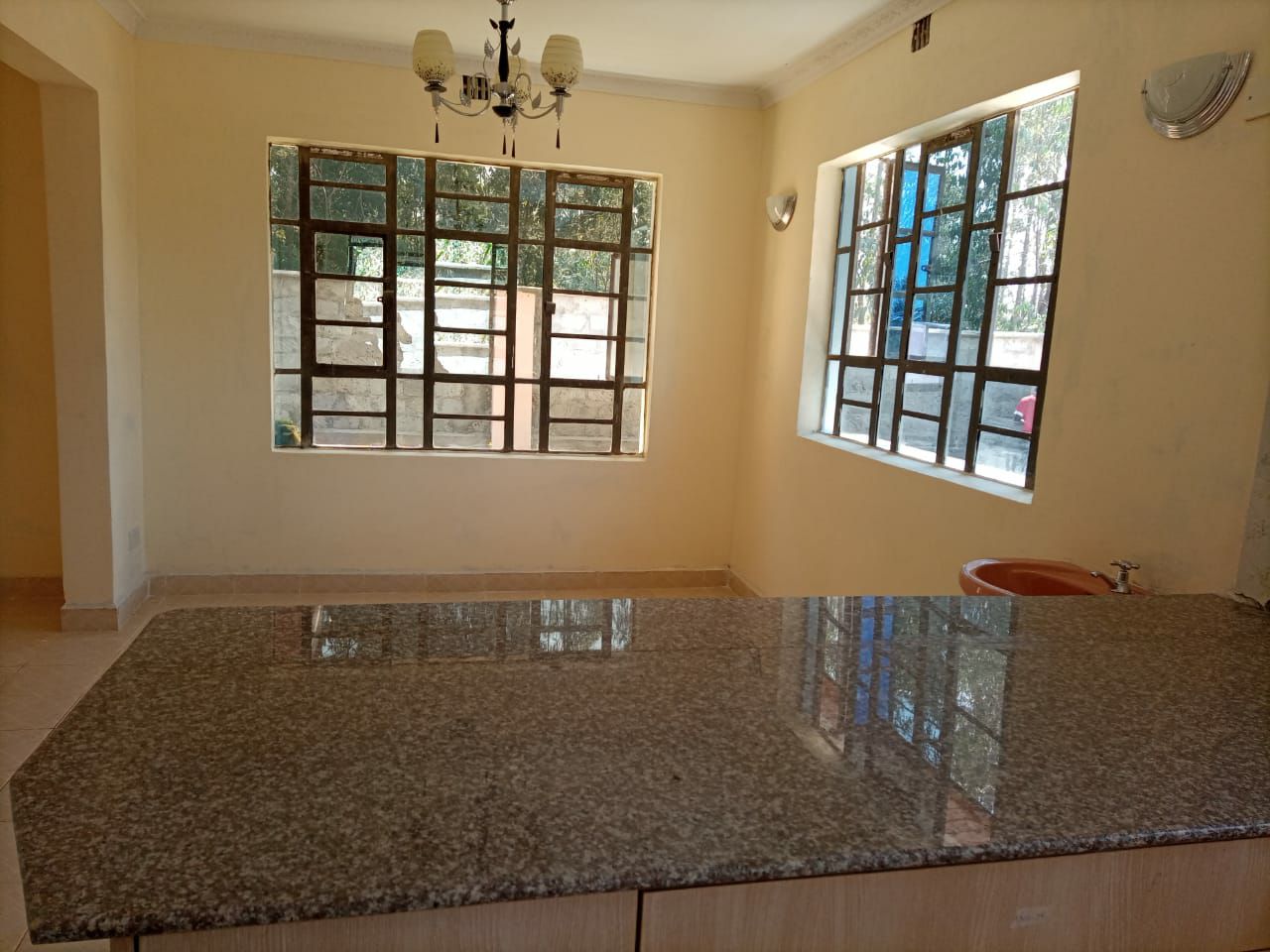 KIKUYU 3BR LUXURIOUS OWN COMPOUND SPACIOUS HOUSE ON QUICK SALE