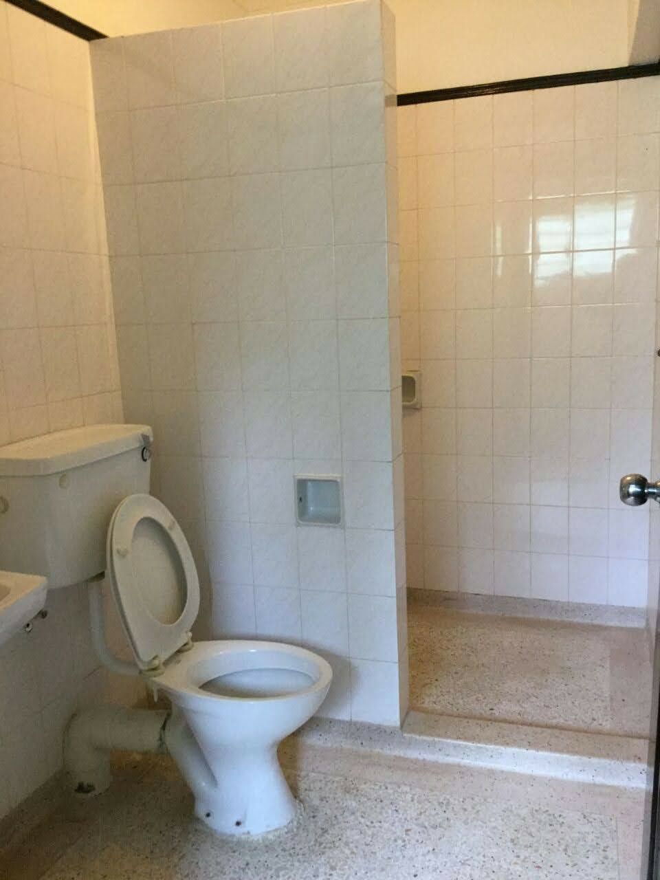 NYALI BEACH MOMBASA 5BR FULLY FURNISHED BEACH HOUSE ON QUICK SALE