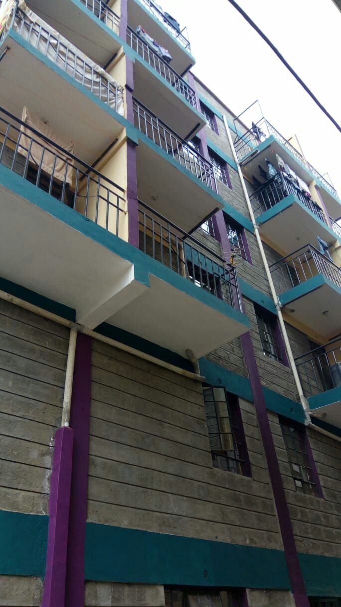 THIKA ROAD KAHAWA WENDANI NAIROBI RESIDENTIAL APARTMENT FLAT ON QUICK SALE