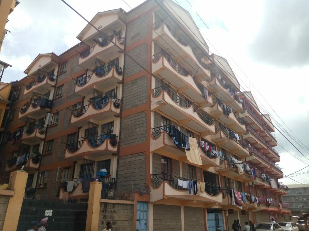 5 STOREY RESIDENTIAL APARTMENT FLATS ON QUICK SALE IN KAHAWA WENDANI