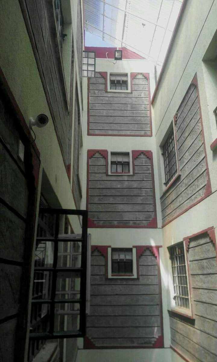 DONHOLM NAIROBI NEW MODERN APARTMENT FLAT ON QUICK SALE