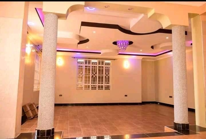 4 bedroom mansion  .at ruiru