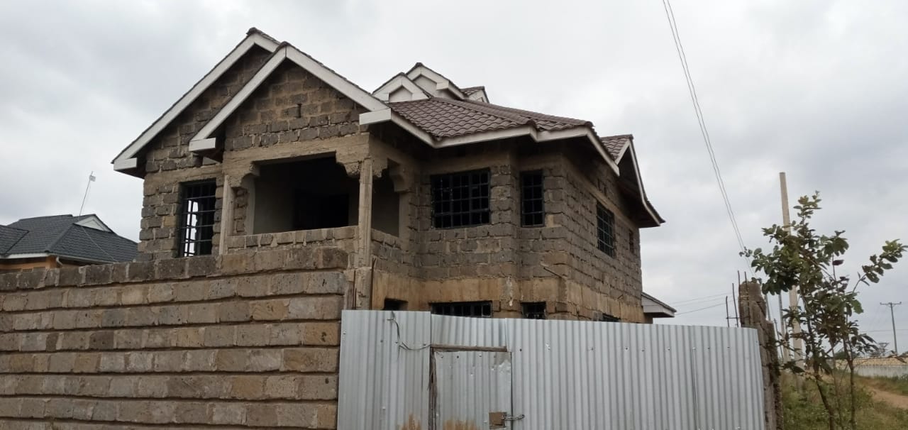 4 bedroom mansion   at Thika