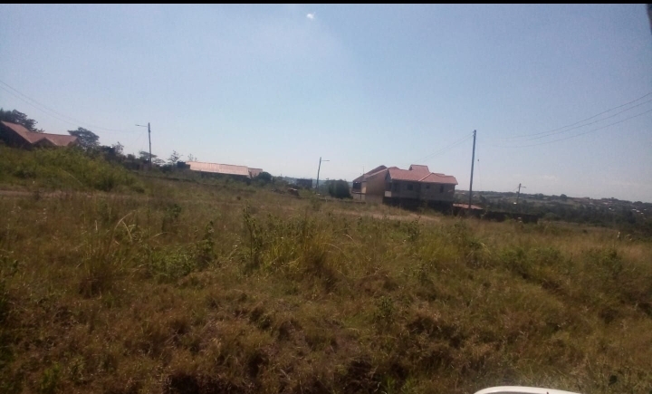 5 acres at gatuanyaga 