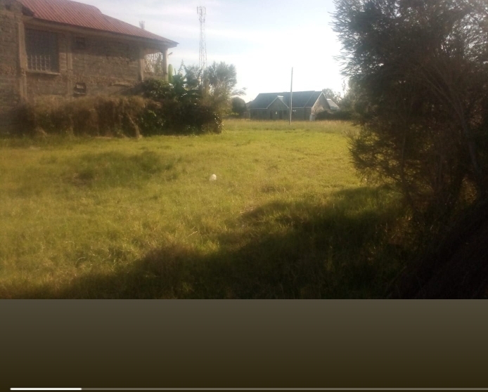 2 plots 40 by 80 at gatuanyaga 