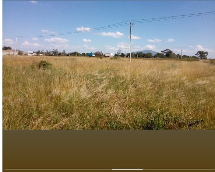 60 by 150 plot at gatuanyaga thika. 