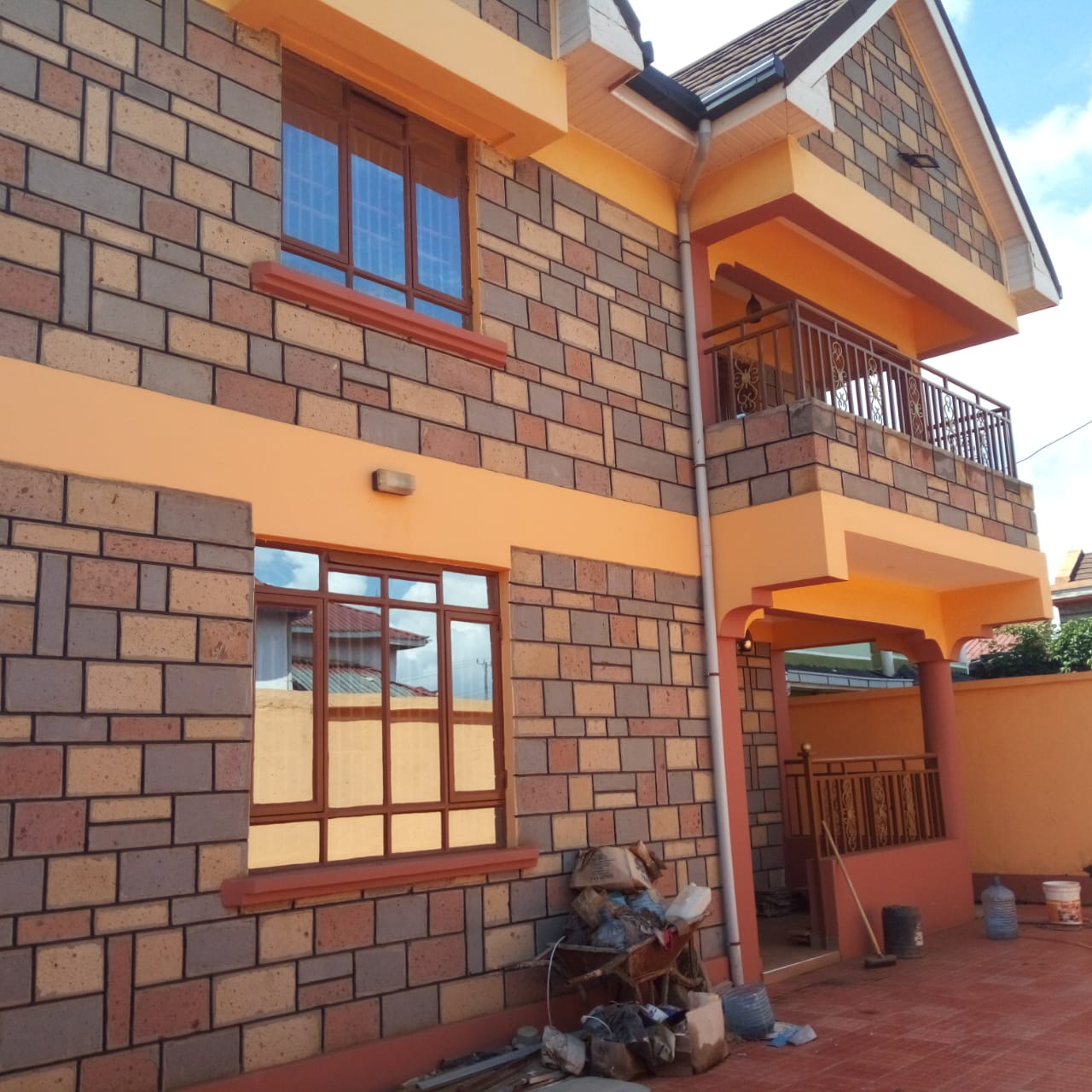 5 bedrooms all Ensuite with servant quarter for sale in Ruiru Membly estate