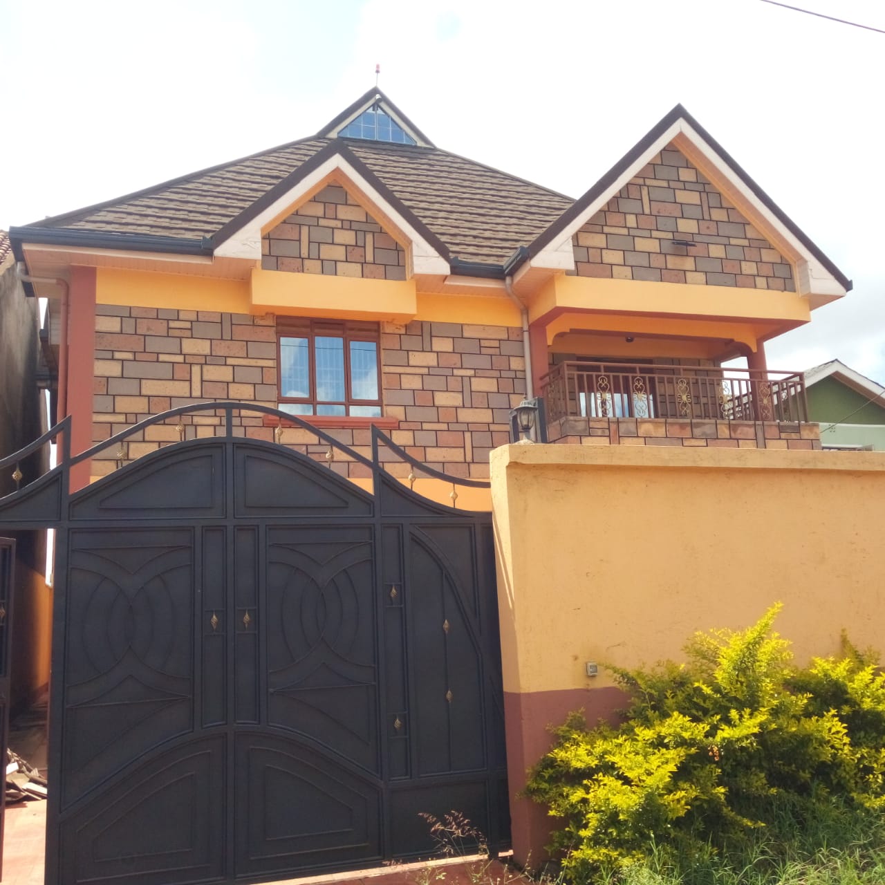 5 bedrooms all Ensuite with servant quarter for sale in Ruiru Membly estate