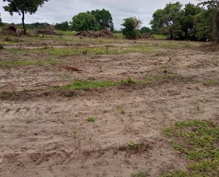 50 by 100 for sale at msabaha malindi