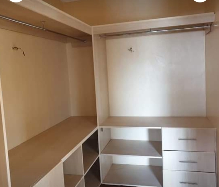 5 bedroom for sale at landless thika