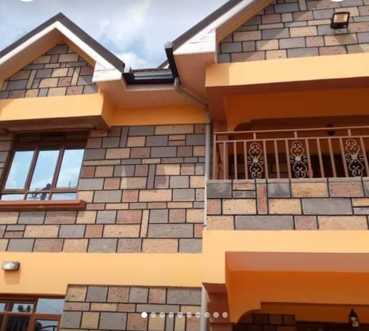 4 bedroom house in Membly