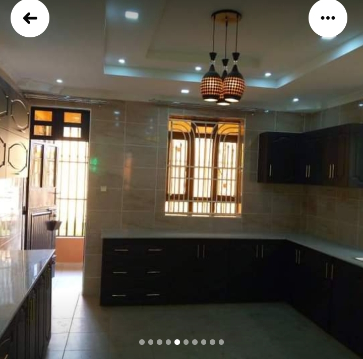 4 bedroom mansion  at ruiru membly