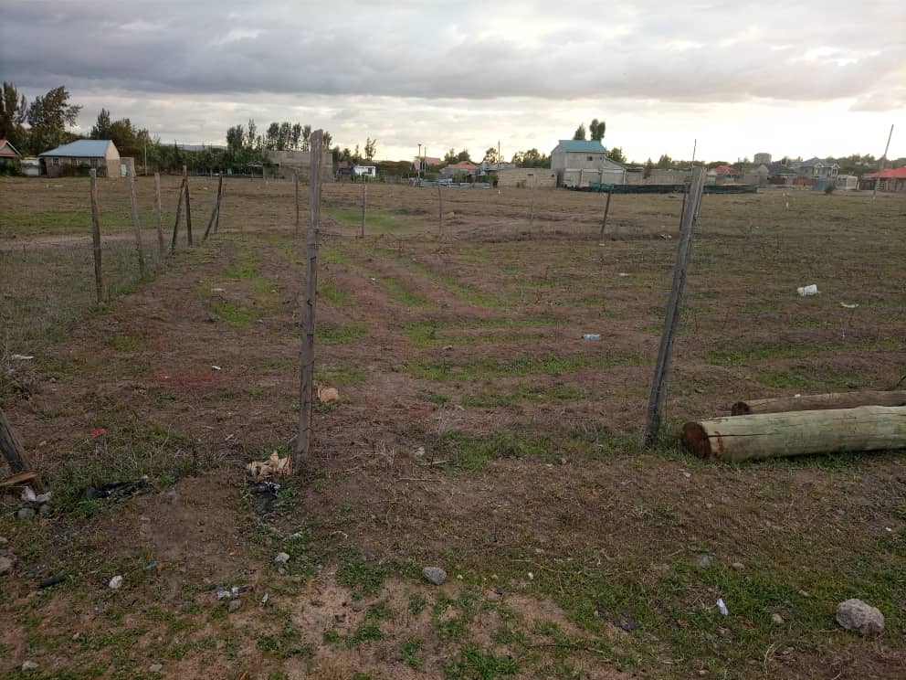 Prime plots 50 x 100 for sale in Kamulu.
