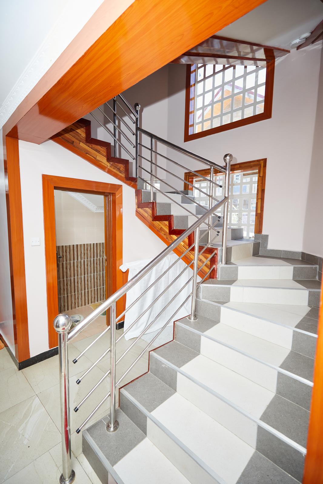For Sale: Elegant Fully-Furnished 8BR Mansion in Prime Hillside Estate, Eldoret