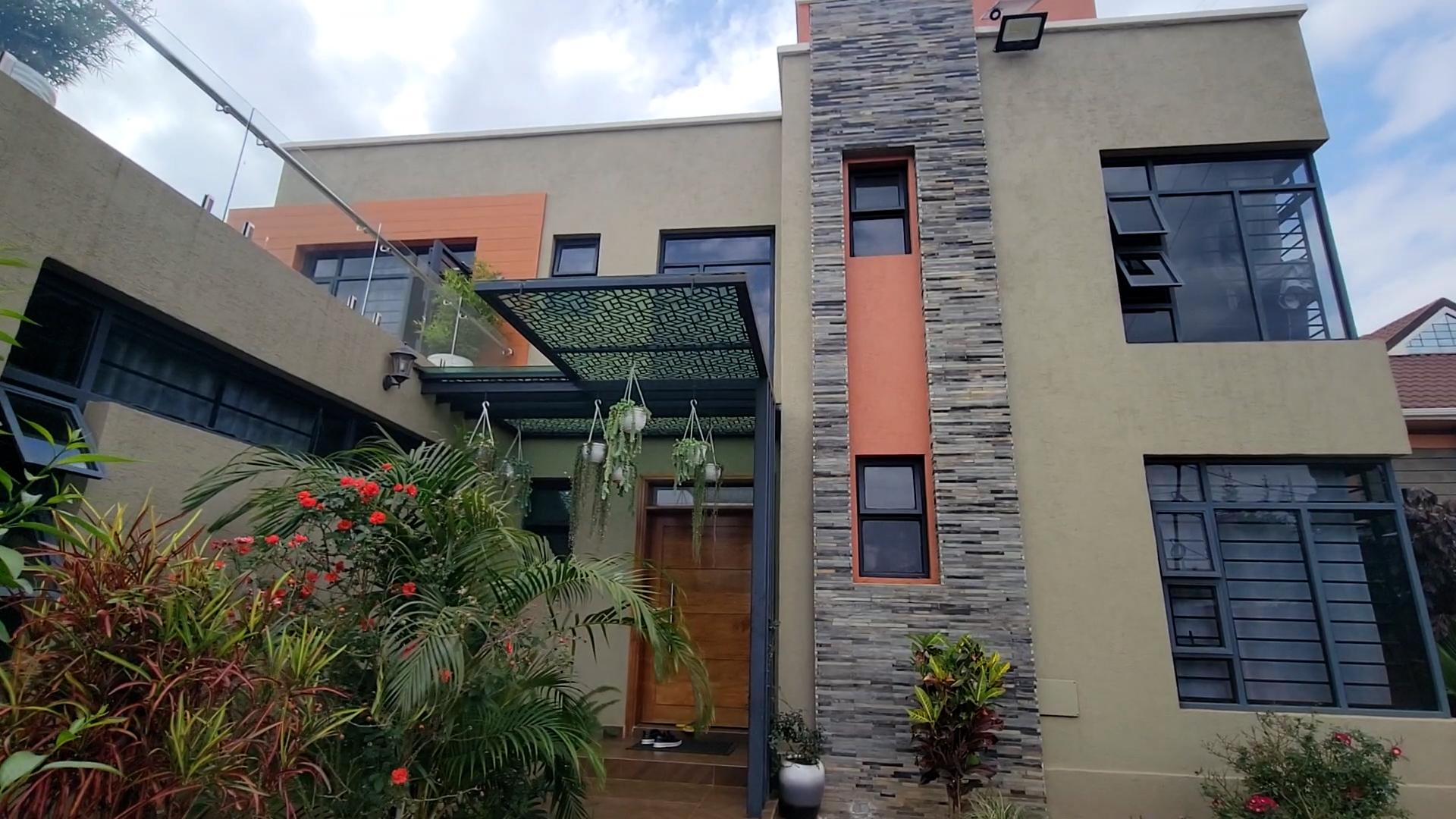 State of the Art Maisonette
