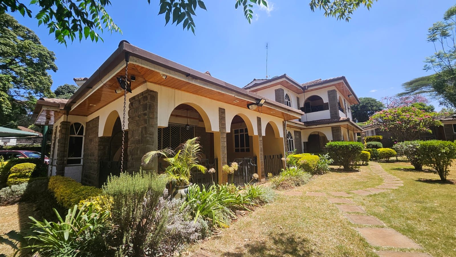 5 Bedroom House on 1 Acre for Rent in Lavington | Quiet Office or Residential Use