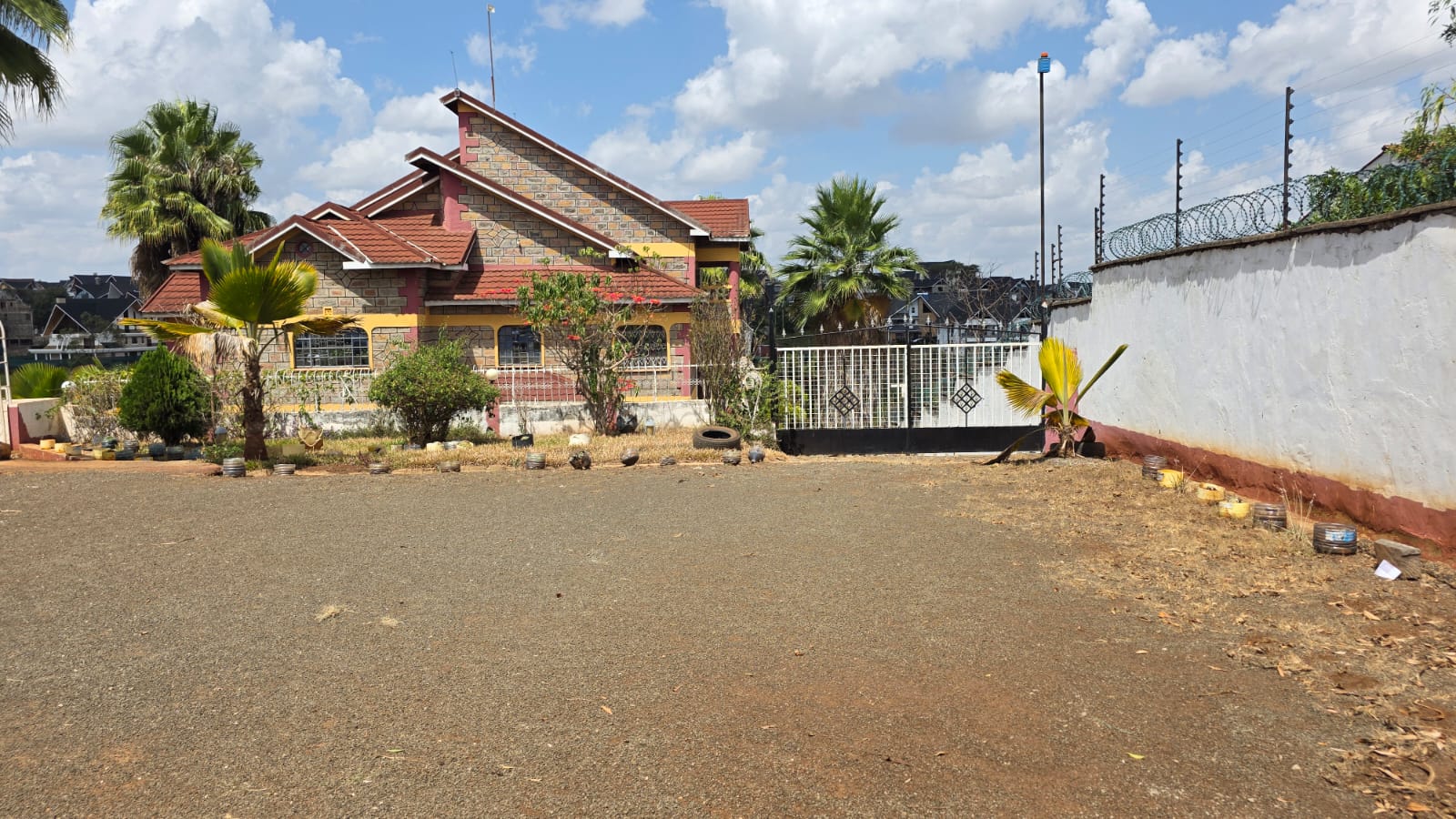 7 Bedroom Mansionatte in Ruiru | ½ acre | Commercial & Residential Use