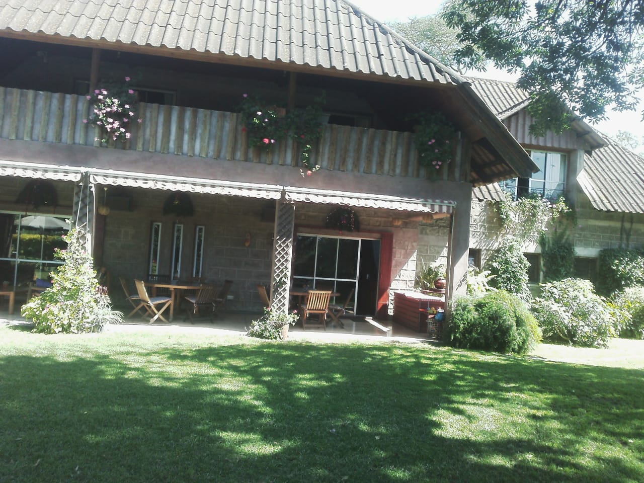 6 Acres Lake Naivasha hotel for Sale